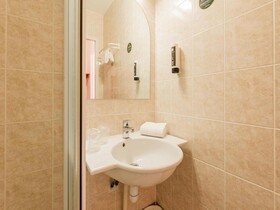 B&B HOTEL Strasbourg Aéroport