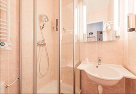 B&B HOTEL Strasbourg Aéroport