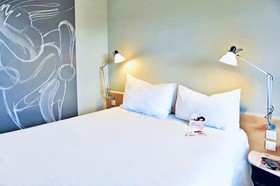 Hôtel ibis Strasbourg Aéroport Le Zénith