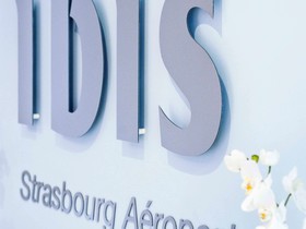 Hôtel ibis Strasbourg Aéroport Le Zénith