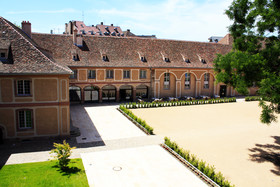 Les Haras