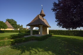 Chateau R