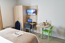 Appart-Hotel Mer & Golf City Bordeaux Bassins a Flot