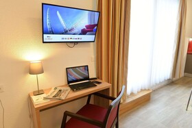 Appart-Hotel Mer & Golf City Bordeaux Bassins a Flot