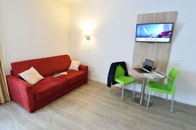 Appart-Hotel Mer & Golf City Bordeaux Bassins a Flot