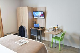 Appart-Hotel Mer & Golf City Bordeaux Bassins a Flot