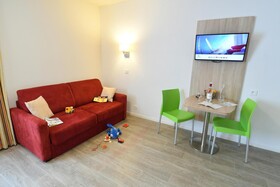 Appart-Hotel Mer & Golf City Bordeaux Bassins a Flot