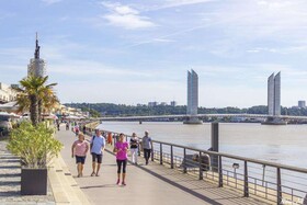 Appart-Hotel Mer & Golf City Bordeaux Bassins a Flot