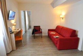 Appart-Hotel Mer & Golf City Bordeaux Bassins a Flot