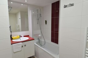 Appart-Hotel Mer & Golf City Bordeaux Bassins a Flot