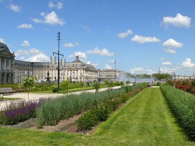 Appart-Hotel Mer & Golf City Bordeaux Bassins a Flot