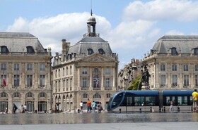 Appart-Hotel Mer & Golf City Bordeaux Bassins a Flot