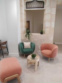 Bloom Hostel Bar Garden