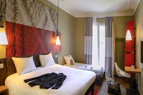 Hôtel ibis Bordeaux Centre Bastide