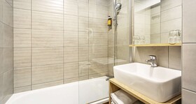 Ostal Pau Universite, Sure Hotel Collection by Best Western