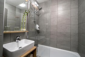 Ostal Pau Universite, Sure Hotel Collection by Best Western