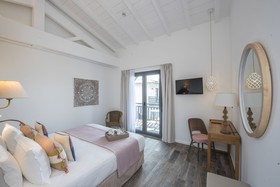 L'Anderenis Boutique Hotel