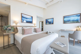 L'Anderenis Boutique Hotel