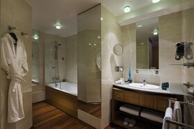 Sofitel Biarritz le Miramar Thalassa sea & spa