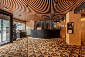 Hôtel Restaurant Logis Center Brest