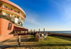 Baya Hotel & Spa