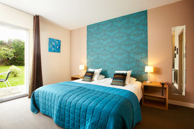 Carnac Lodge & Hotel