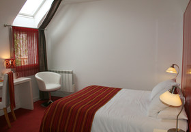 Carnac Lodge & Hotel