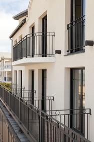 Les Flots - Hotel & Restaurant
