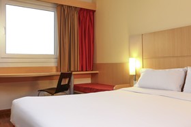Hôtel ibis Ciboure Saint-Jean-de-Luz