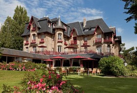 Hôtel Barriére Le Castel Marie-Louise