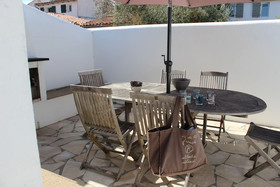 Les Minutias Village