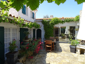 Maison Etrille