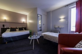 Un Hôtel sur le Port