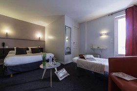 Un Hôtel sur le Port