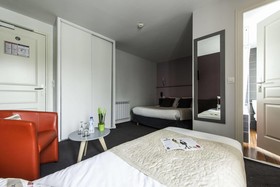 Un Hôtel sur le Port
