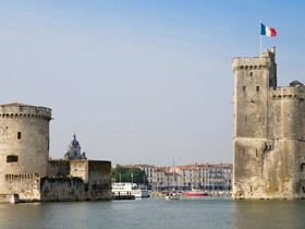 Hôtel ibis La Rochelle Centre Historique