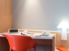 Hôtel ibis La Rochelle Centre Historique