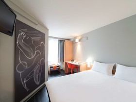 Hôtel ibis La Rochelle Centre Historique