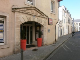 Hôtel ibis La Rochelle Centre Historique