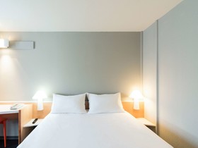 Hôtel ibis La Rochelle Centre Historique