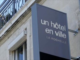 Un Hôtel en Ville