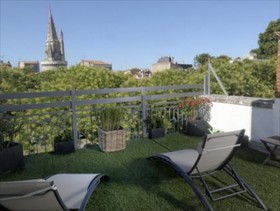 Un Hôtel en Ville