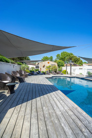 Elégance Suites Hôtel