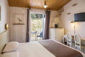 Hotel Plaisir