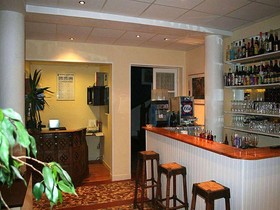 Single Fin Hotel & Lodge