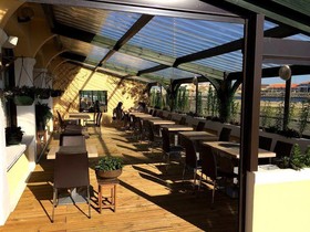 Single Fin Hotel & Lodge