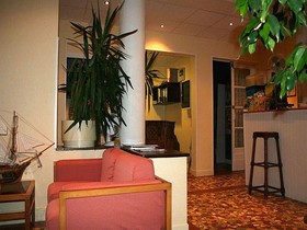 Single Fin Hotel & Lodge