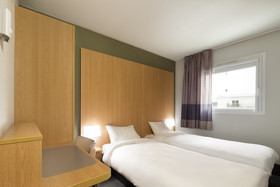B&B HOTEL La Rochelle Beaulieu Puilboreau