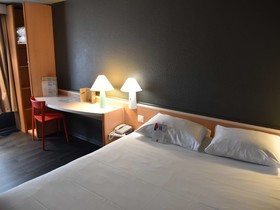 Hôtel ibis Rochefort