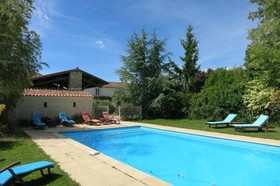 La Rochelle Lodge